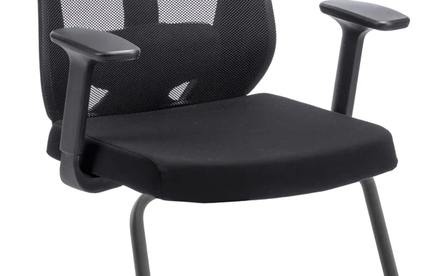 Prime X Bekleme Koltuk — oturum ve kolçak detayı